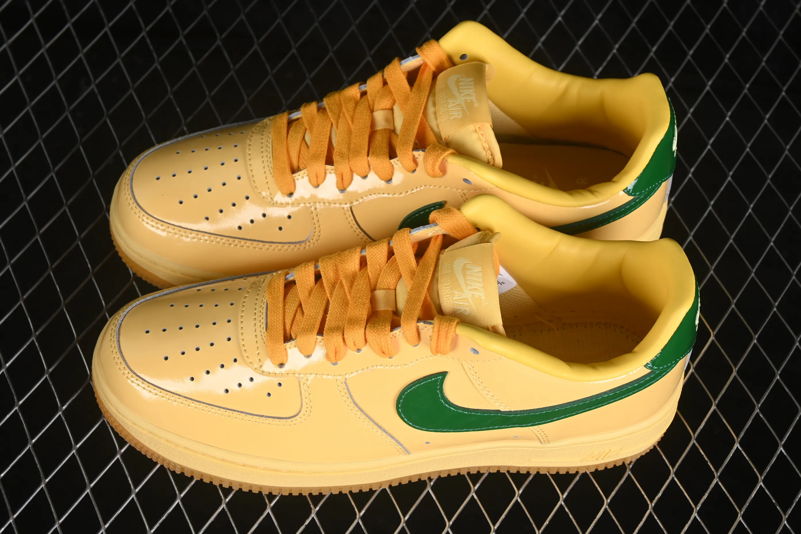 All categories Nk Air Force 1 Air Force series Nk Air Force 1 Low Air Force low-top C version Nike Air Force 1'07 Low "Topaz Gold" Topaz Air Force 1 low-top casual sneakers IO4489-700